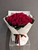 33 Love Lots Fresh Rose Bouquet