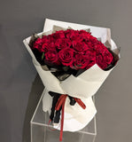 33 Love Lots Fresh Rose Bouquet