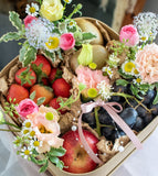 Farmer’s Pick Fresh Fruits Gift Box (M)