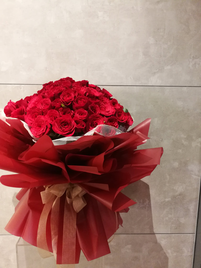 99 Roses Love You Bouquet