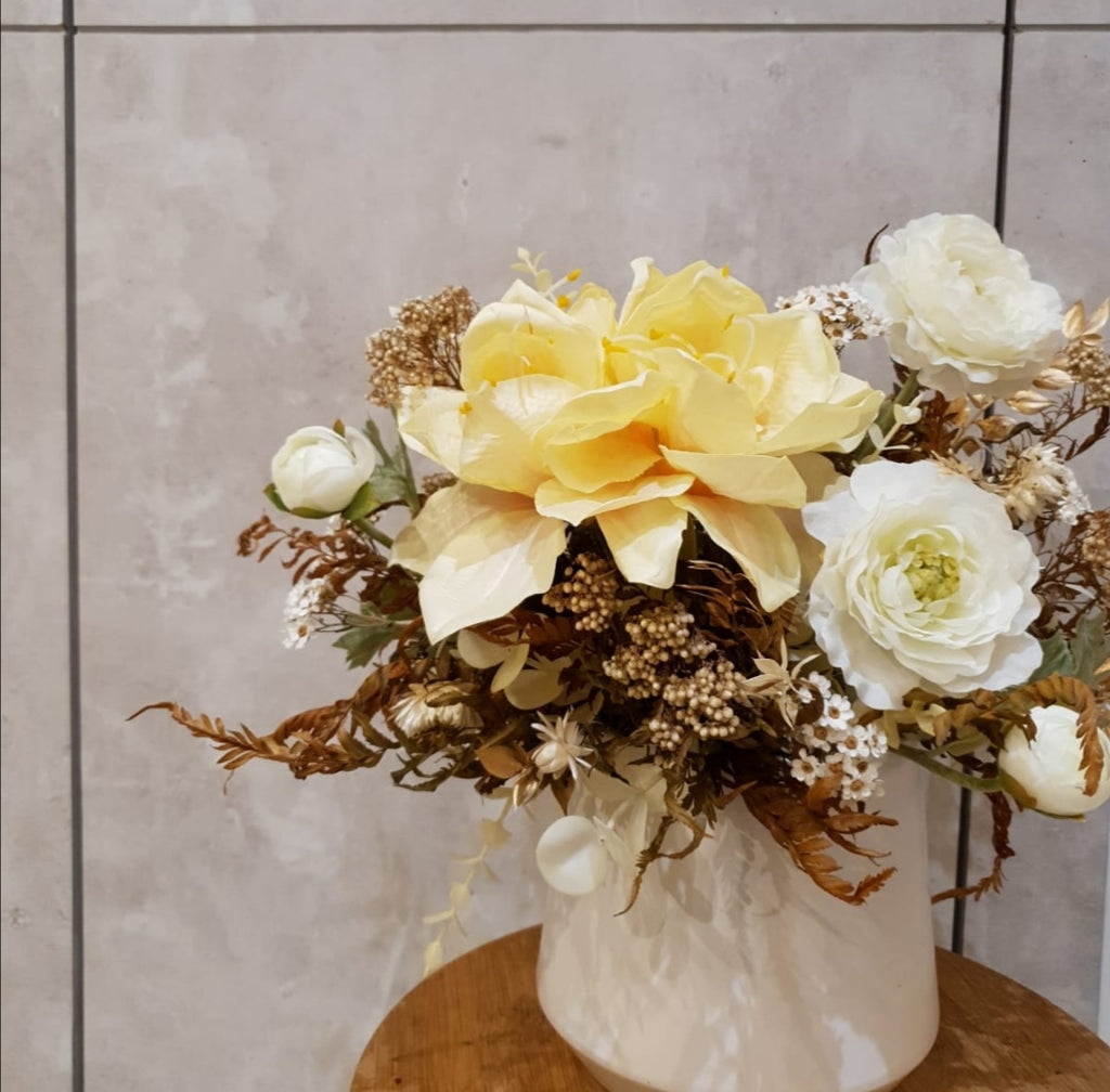 Mind Refreshing Flower Arrangement