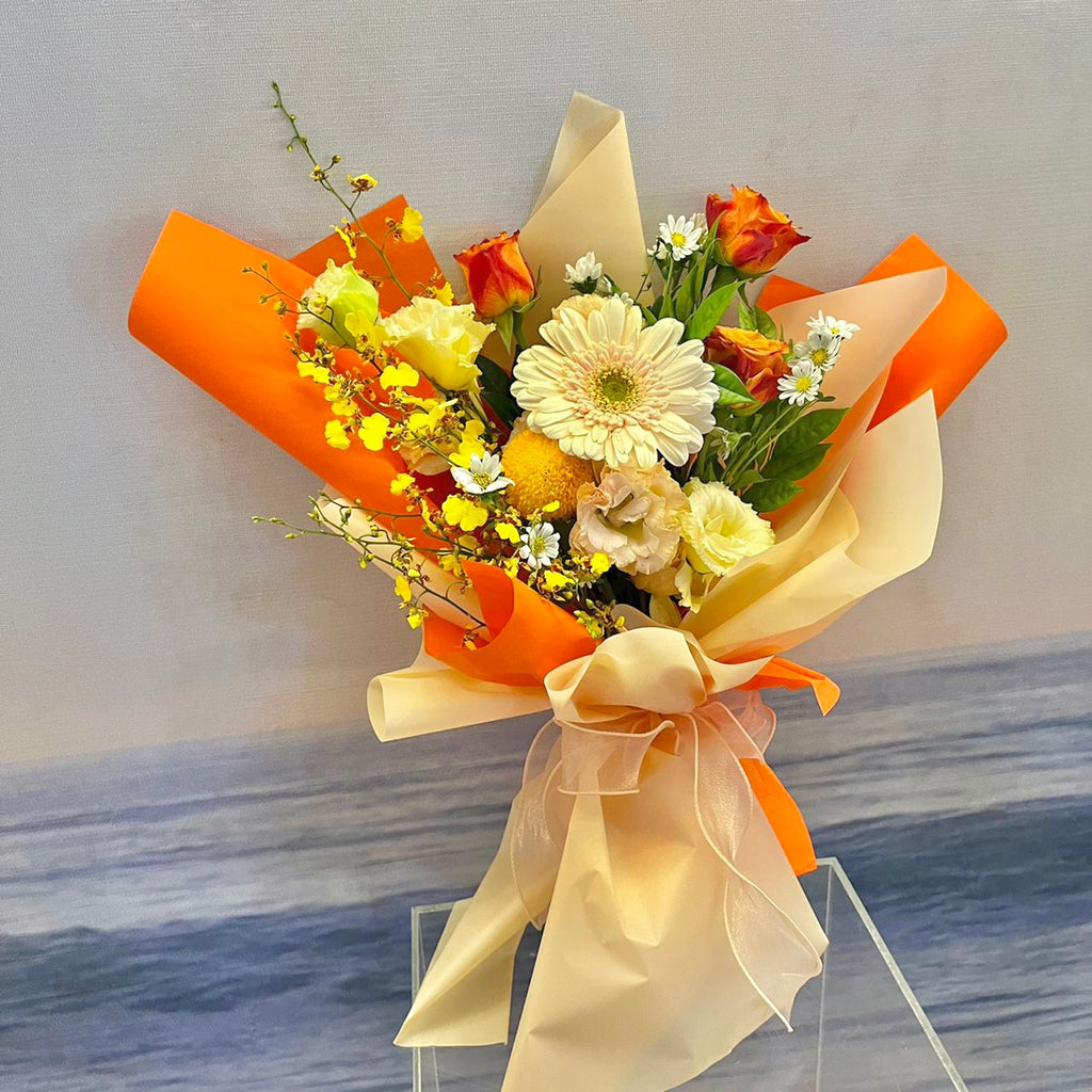 Warmth Heart Fresh Flower Bouquet
