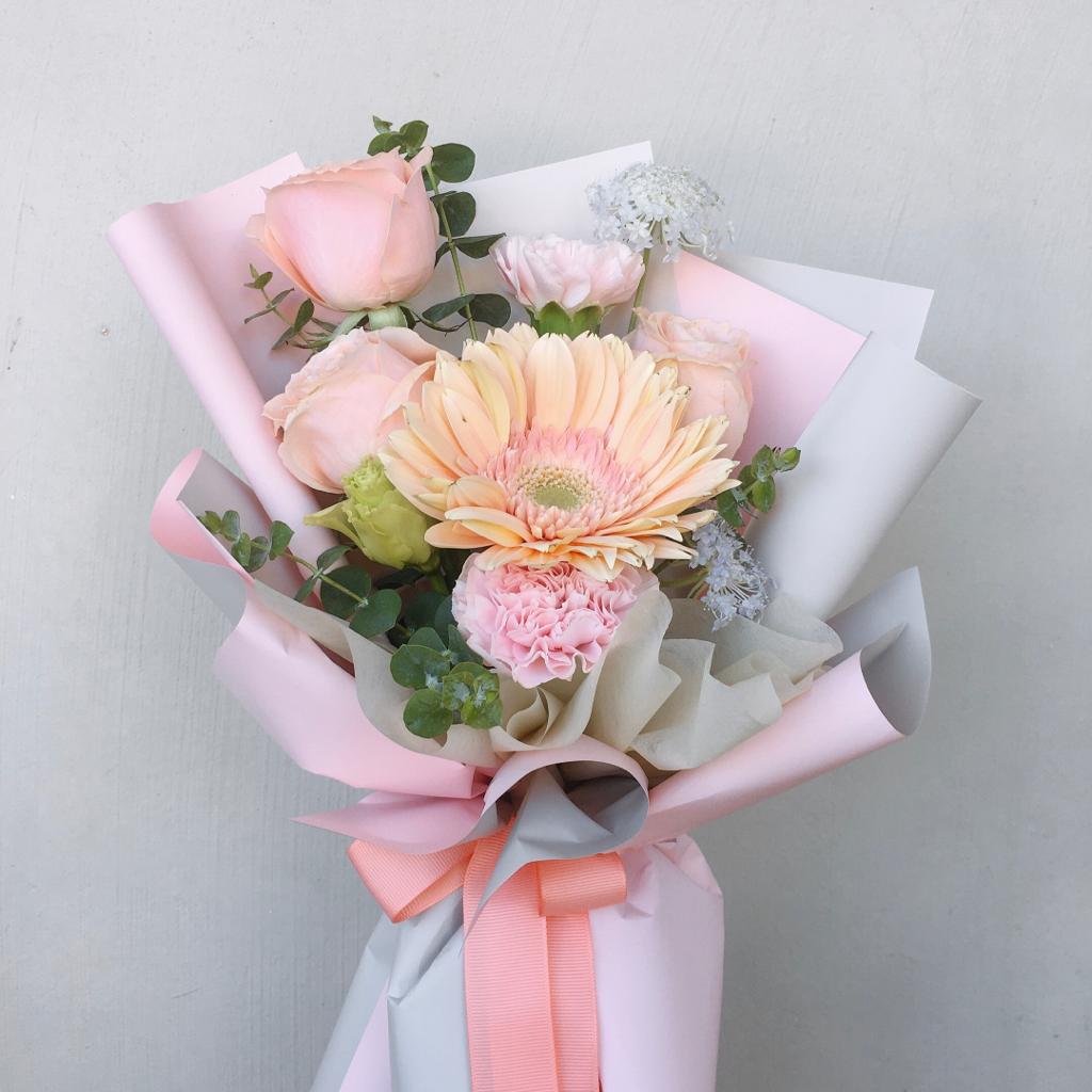Simple Love Bouquet